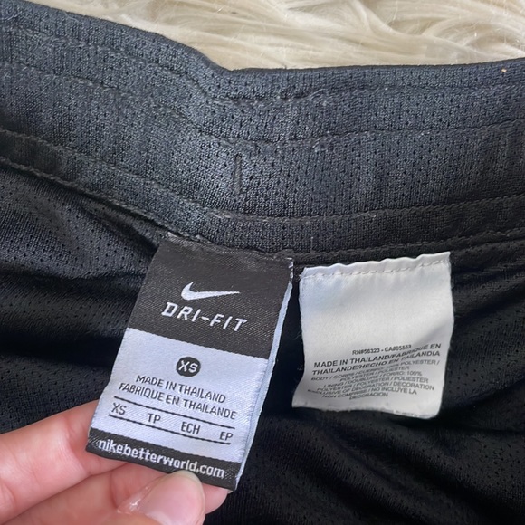 Nike dry fit breathable athletic flowing black track shorts short shorts sz XS - Picture 13 of 17